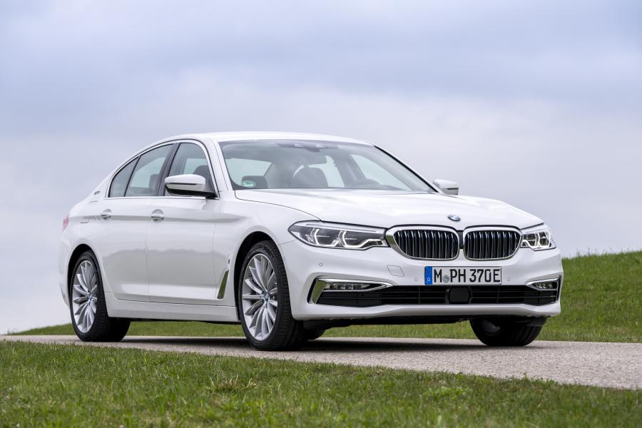  BMW 530e 2017 года  (WW) (фото 34 из 57)